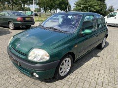 Nette Renault Clio 1 6 16V RXE Automaat  Airco  142 495KM  BJ 2000