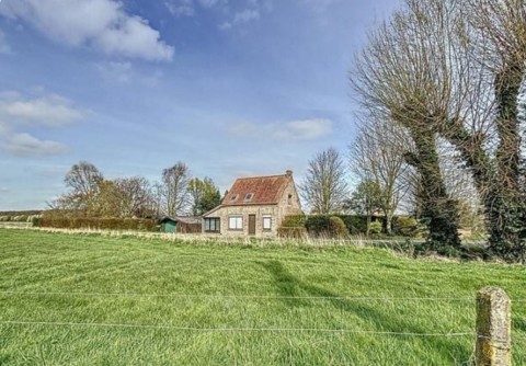 Charmante vrijstaande woning op een landelijke met een grote tuin