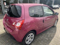 Nette Renault Twingo  Speciale kleur  Weinig KM-s