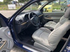 Stoere en sportieve Renault Clio 1 6 16V Initiale van 2001 151 142 km